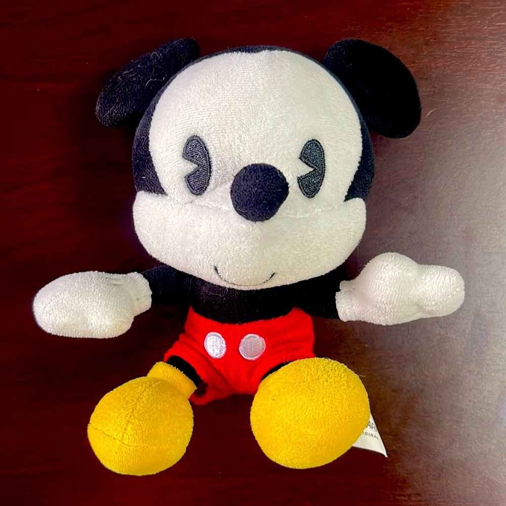 Disney Mickey Mouse Cutie